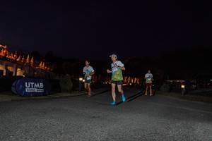 BIB: 
                            <button type="button" onclick="openModal(22292304)" class="btn btn-primary btn-sm float-right btn-popup" data-toggle="modal" data-target=".modal-high-quality">
                        <i class="fas fa-shopping-cart"></i> Add to Cart
                    </button>
                                            <button type="button" onclick="isThisMe(22292304, true)" class="btn btn-success btn-sm float-right btn-popup btn-isme hidden" data-toggle="tooltip" data-placement="bottom" title="นี่คือรูปของคุณใช่ไหม คลิกที่นี่เพื่อเอาเข้าอัลบั้ม">
                        <i class="fas fa-plus"></i> Add to album
                    </button>
                    <button type="button" onclick="isThisMe(22292304, false)" class="btn btn-warning btn-sm float-right btn-popup btn-isnotme hidden">
                        <i class="fas fa-ban"></i> Remove from album
                    </button>